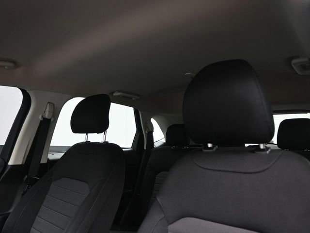 Used 2019 Ford Edge SE FWD image 28