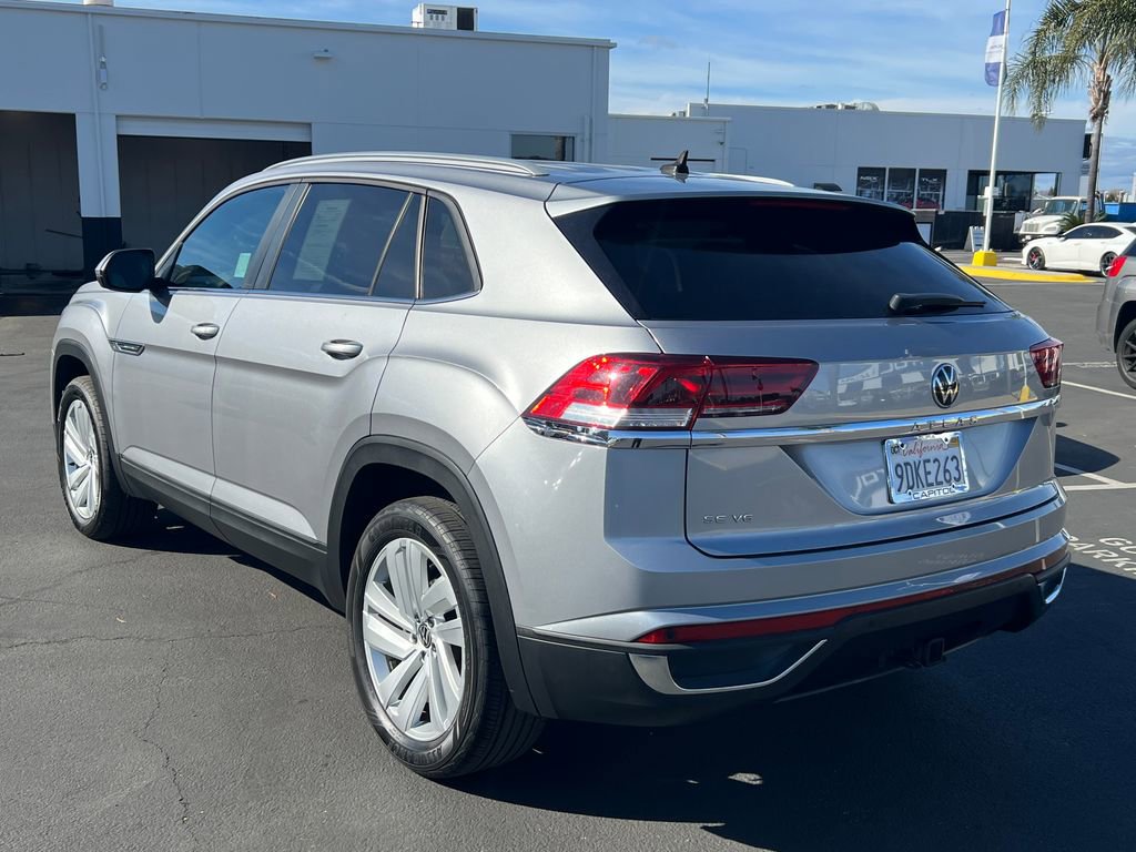 Used 2022 Volkswagen Atlas Cross Sport SE image 9