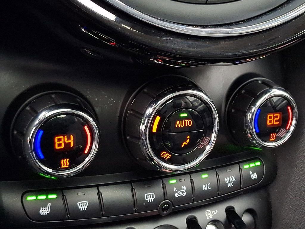 Used 2014 MINI Cooper S image 16