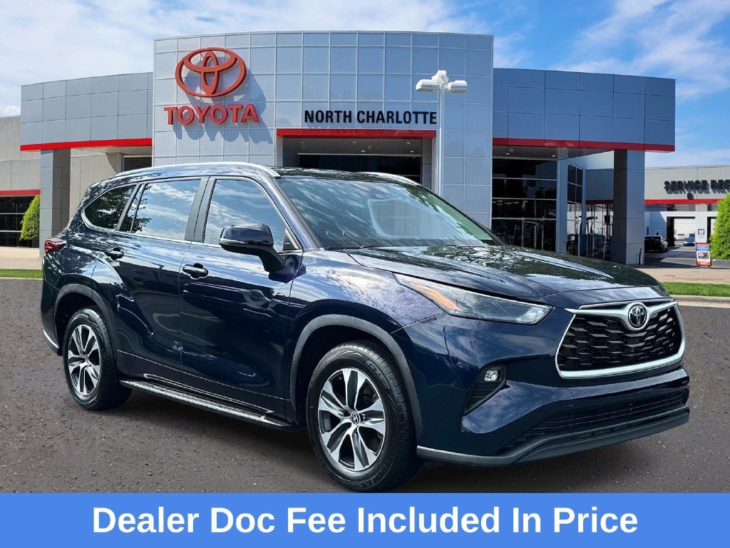 Used 2023 Toyota Highlander XLE