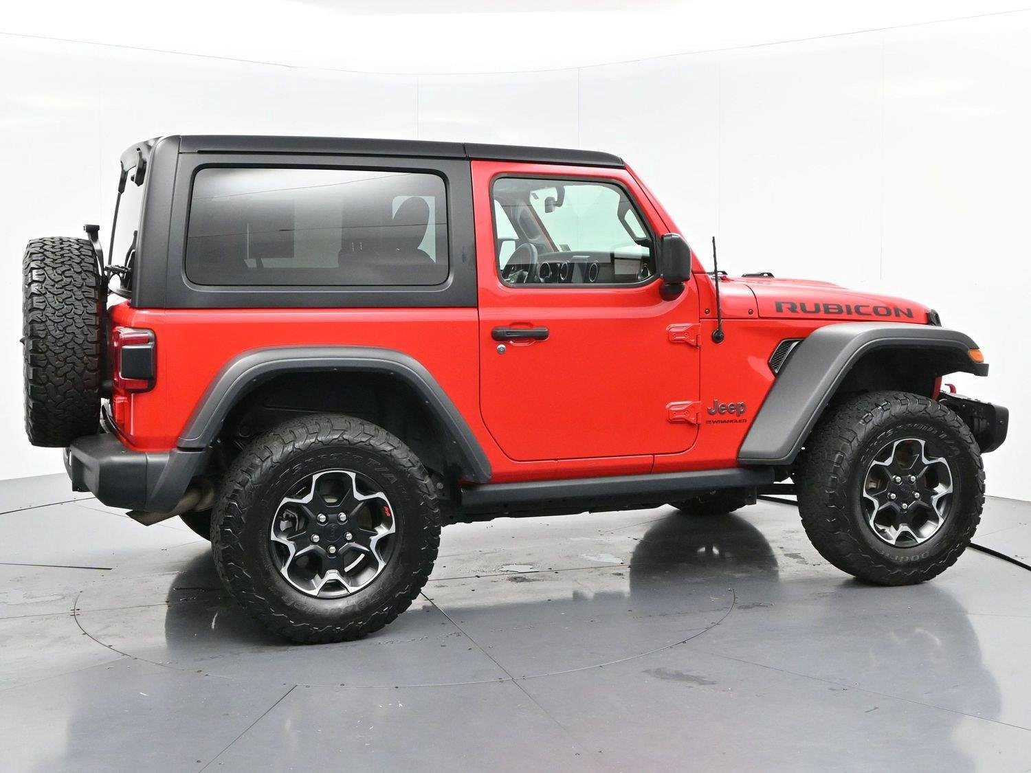 Used 2023 Jeep Wrangler Rubicon w/ Steel Bumper Group AWD/4WD image 8