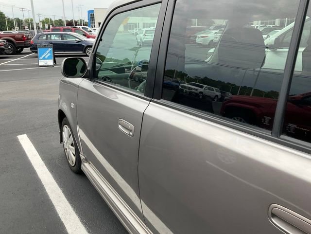 Used 2005 Scion xB FWD image 9