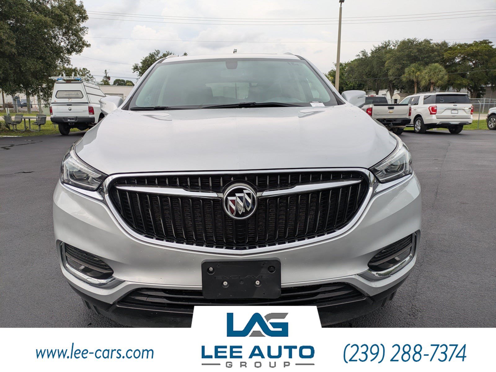 Used 2020 Buick Enclave Essence w/ Sound and Sites Package FWD image 8