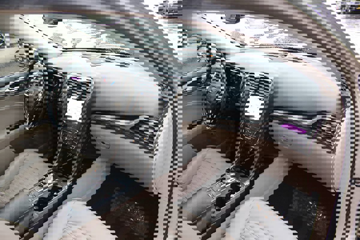 Used 2019 Ford Fusion SEL image 22