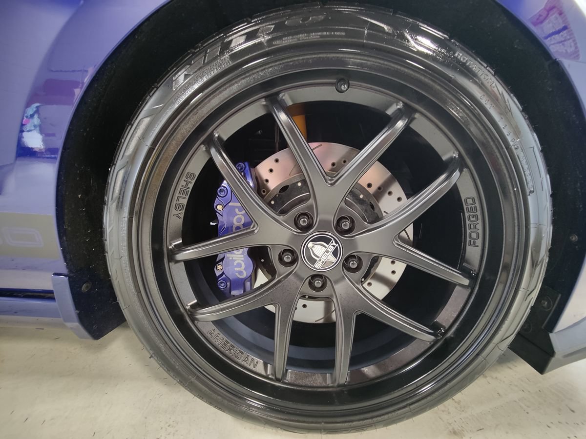 Used 2013 Ford Mustang Shelby GT500 RWD image 32