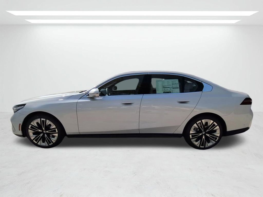 New 2026 BMW i5 eDrive40 image 7