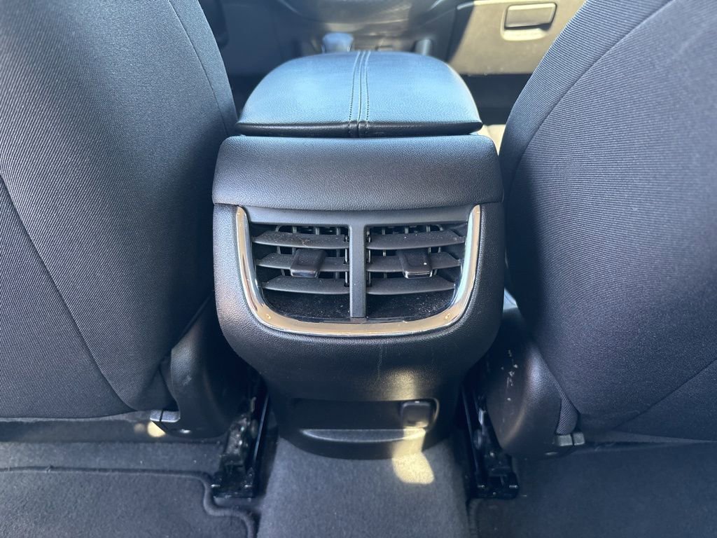 Used 2024 Chevrolet Malibu LT image 16