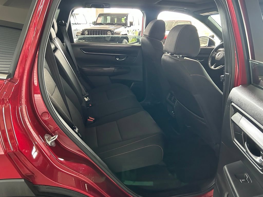Used 2025 Honda CR-V Sport image 41