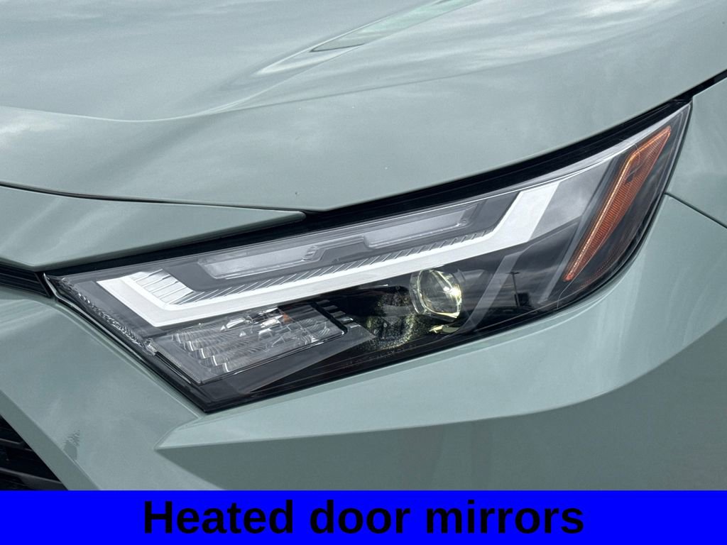 Used 2023 Toyota RAV4 XLE Premium AWD/4WD image 17