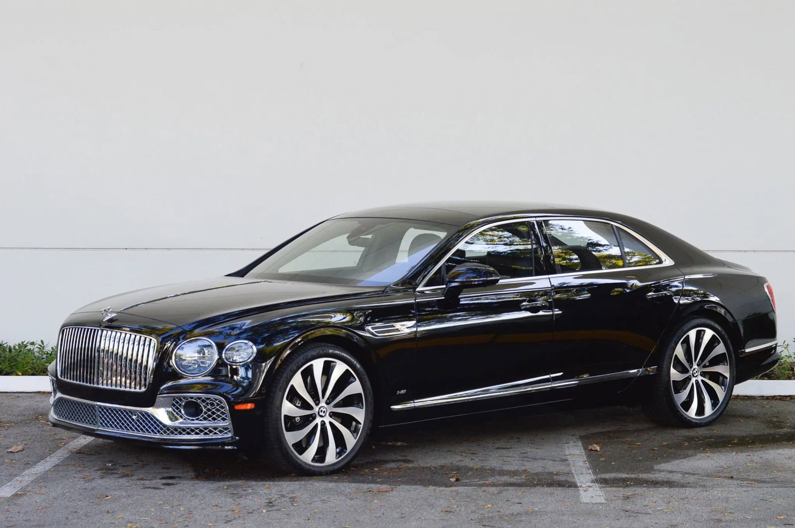 Used 2022 Bentley Flying Spur V8 image 6