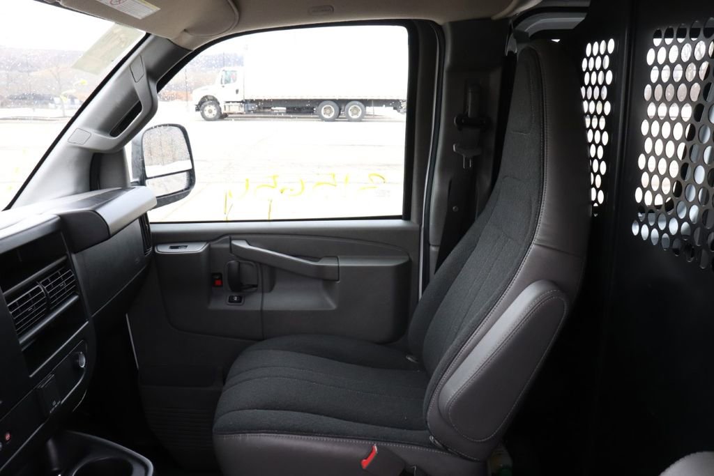 Used 2024 Chevrolet Express 2500 w/ Driver Convenience Package image 10