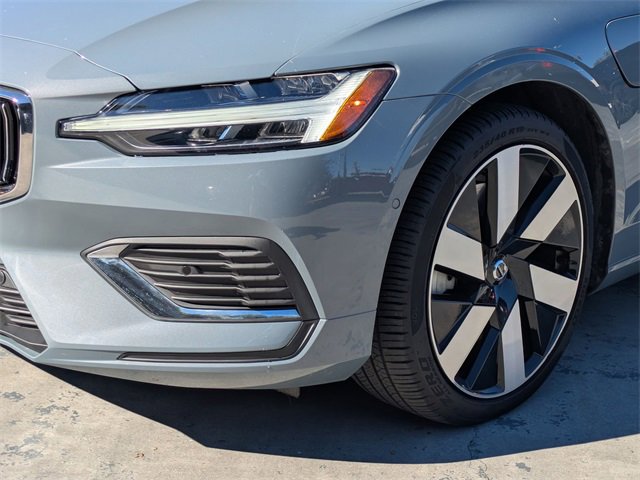 Certified 2023 Volvo S60 T8 Ultimate image 9