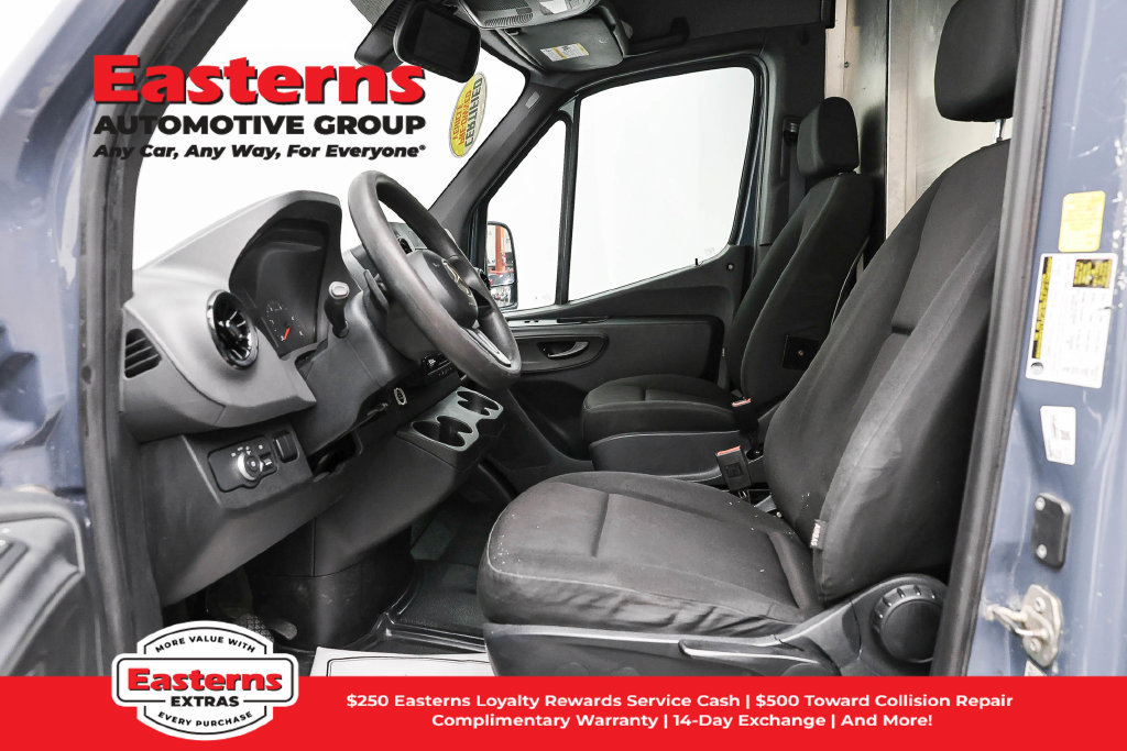 Used 2019 Mercedes-Benz Sprinter 144 image 15