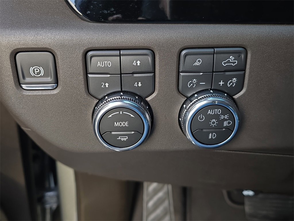 New 2026 GMC Sierra 1500 SLT w/ SLT Premium Package image 24