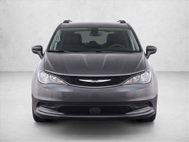Used 2021 Chrysler Voyager Lxi FWD image 2