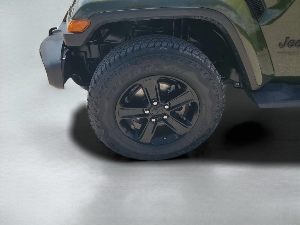 Used 2021 Jeep Wrangler Unlimited Sahara AWD/4WD image 10