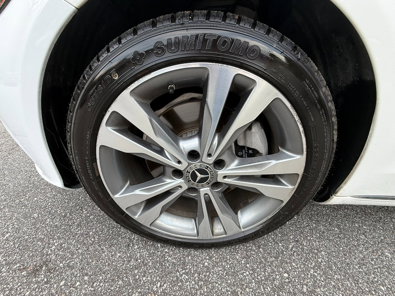 Used 2017 Mercedes-Benz C 300 Sedan image 31