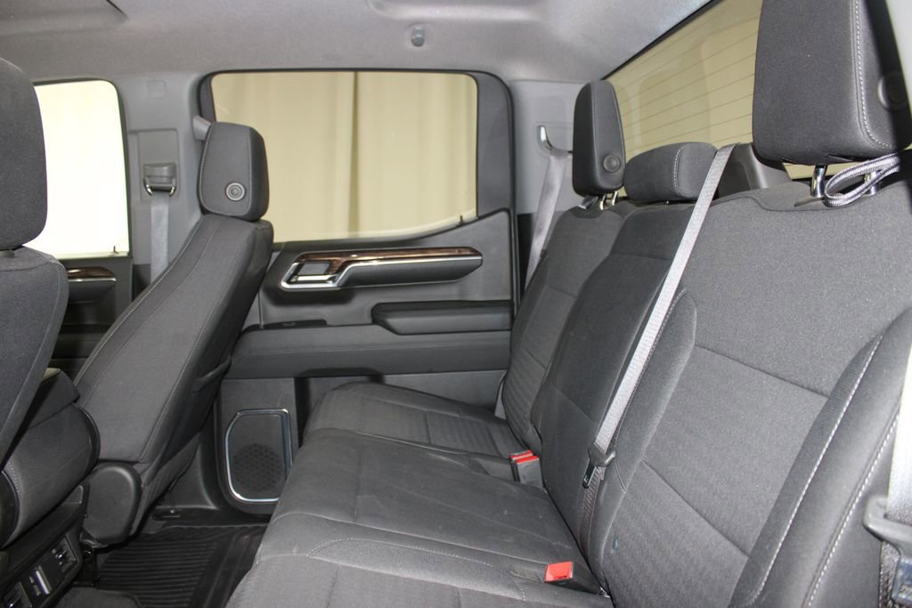 Used 2024 GMC Sierra 1500 SLE image 21