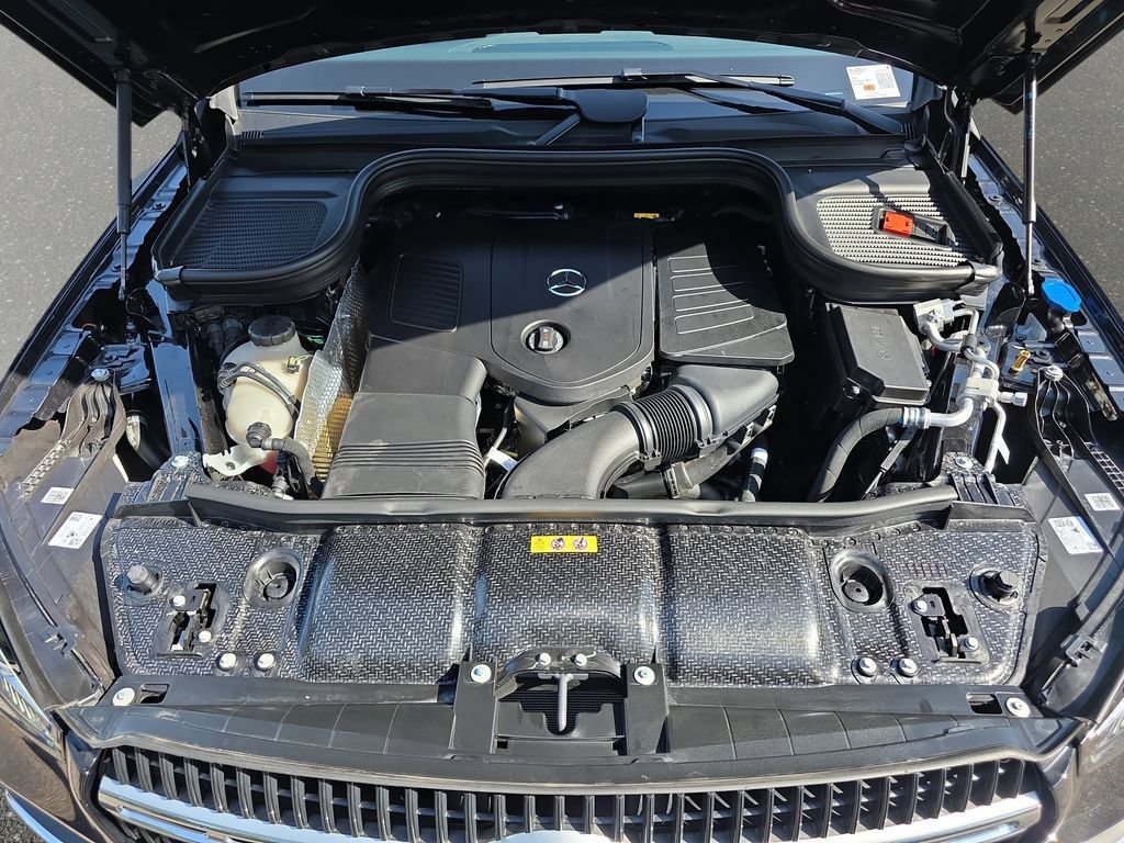 Used 2025 Mercedes-Benz GLE 350 4MATIC image 35