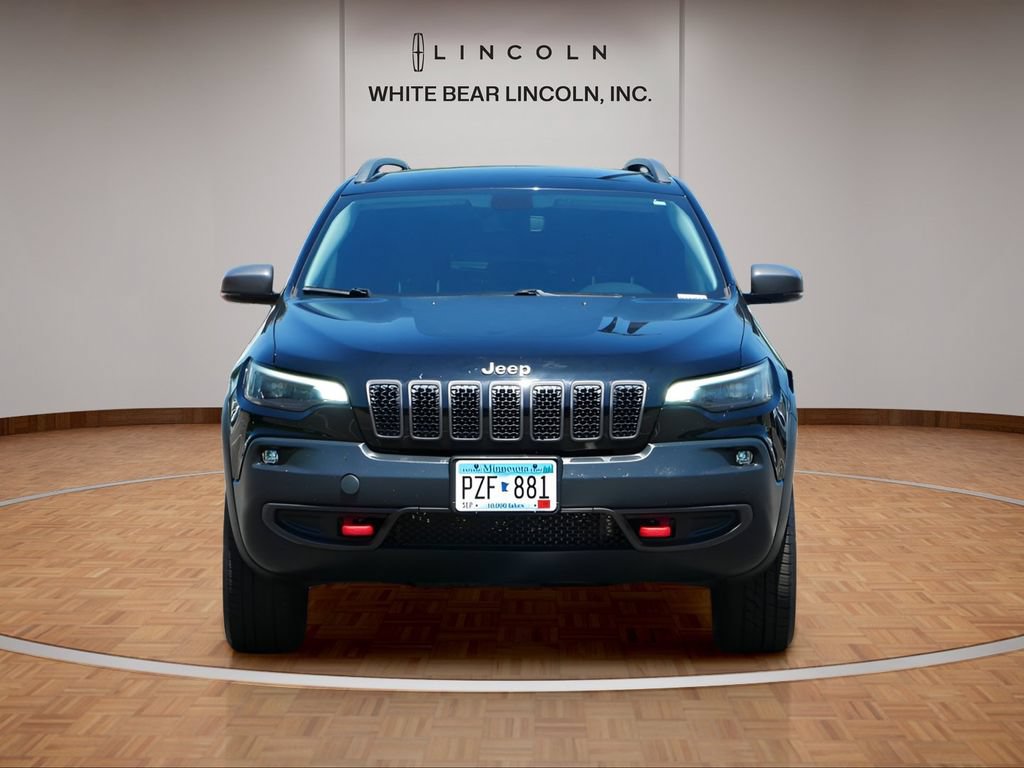 Used 2019 Jeep Cherokee Trailhawk AWD/4WD image 2