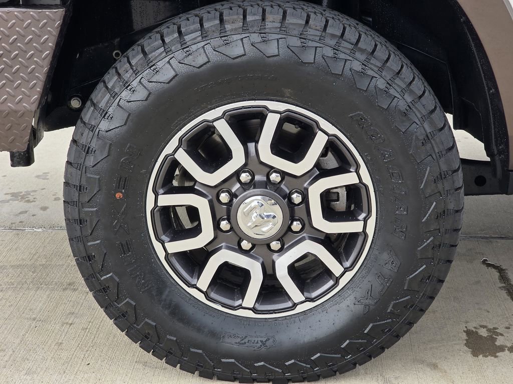 Used 2023 RAM 2500 Limited AWD/4WD image 9