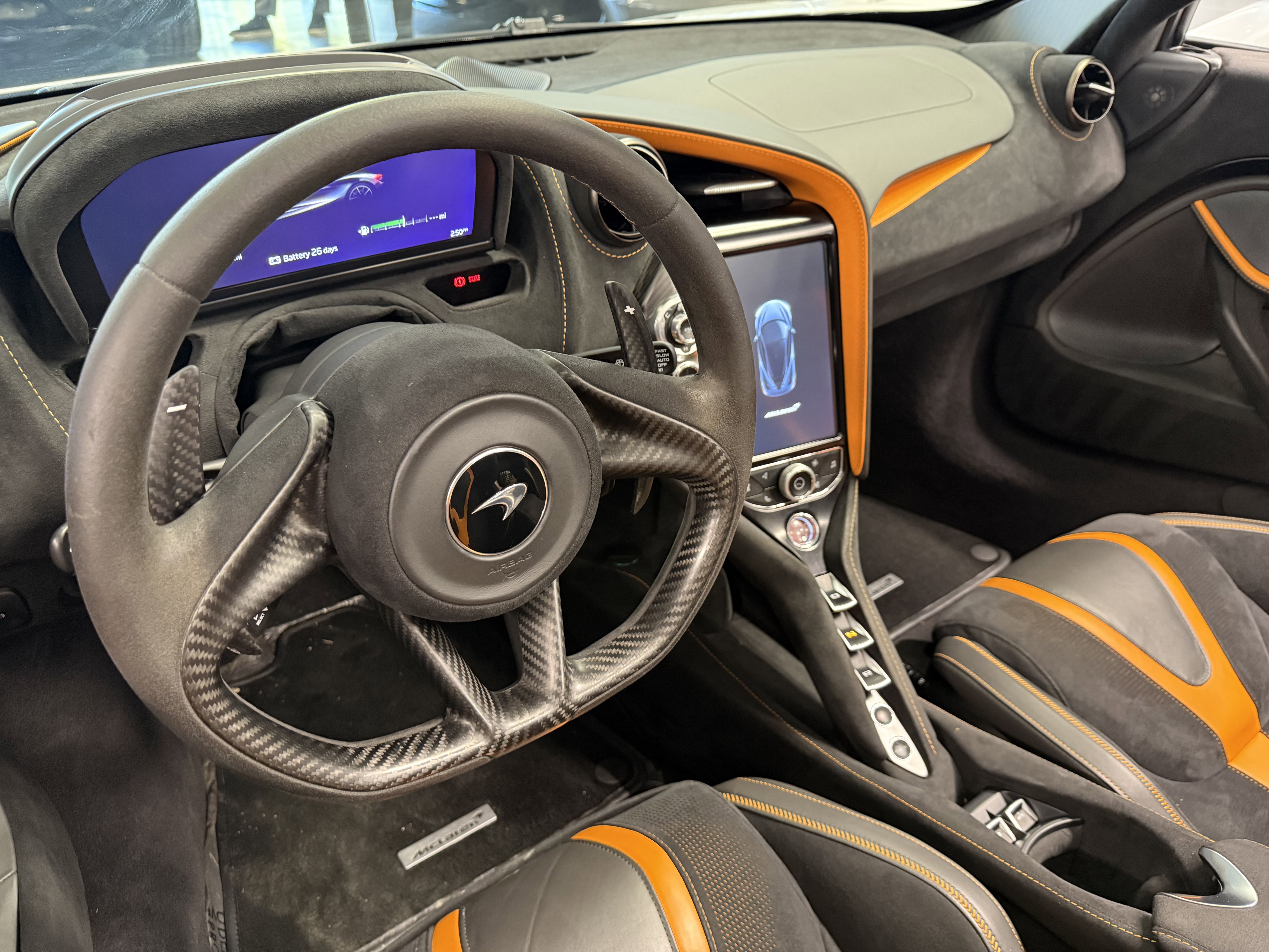 Used 2021 McLaren 720S Spider image 17
