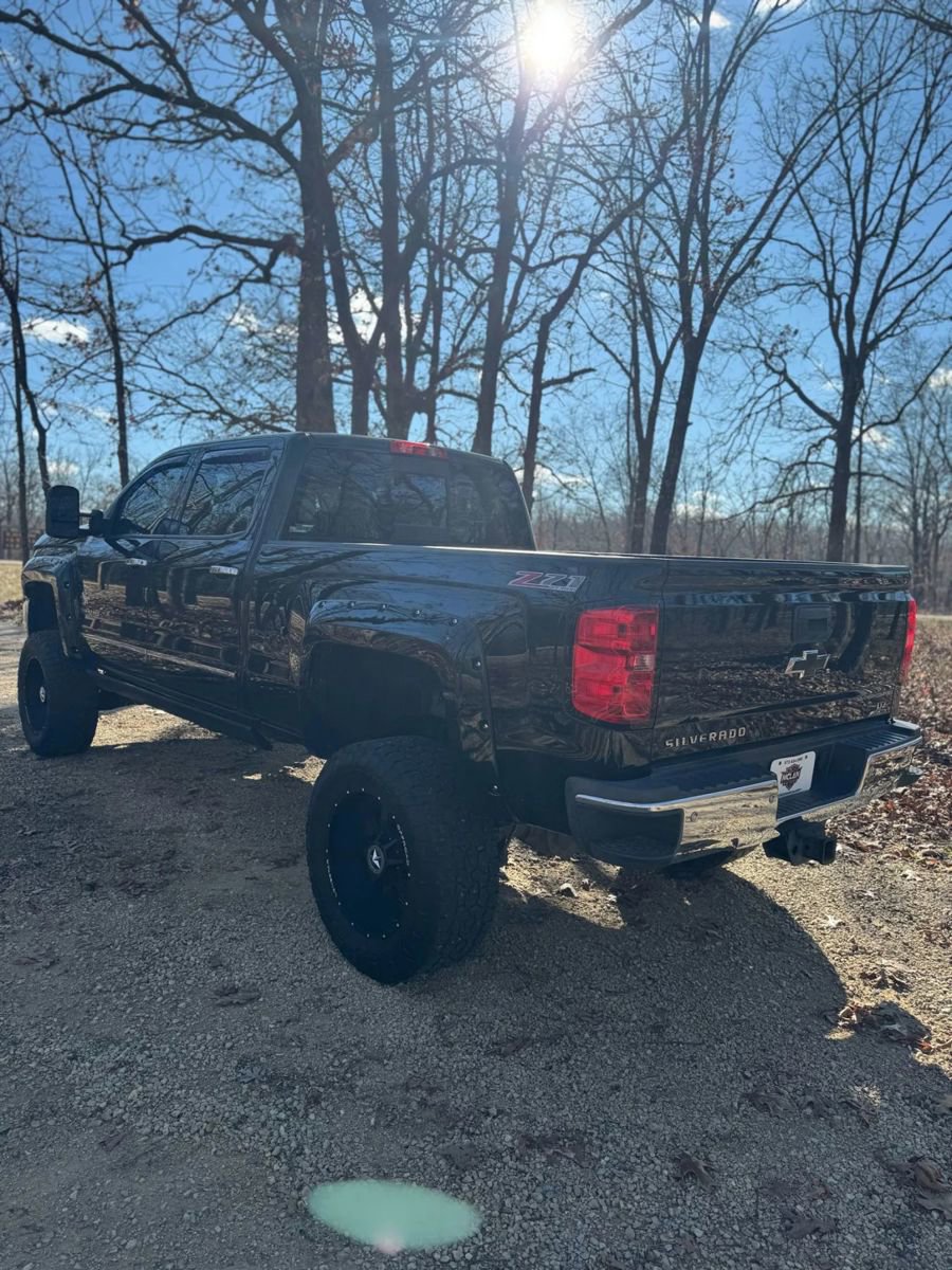 Used 2015 Chevrolet Silverado 2500 LTZ w/ Duramax Plus Package image 9