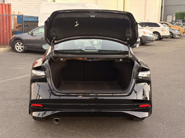 New 2027 Nissan Sentra SR w/ SR All Weather Package FWD image 5