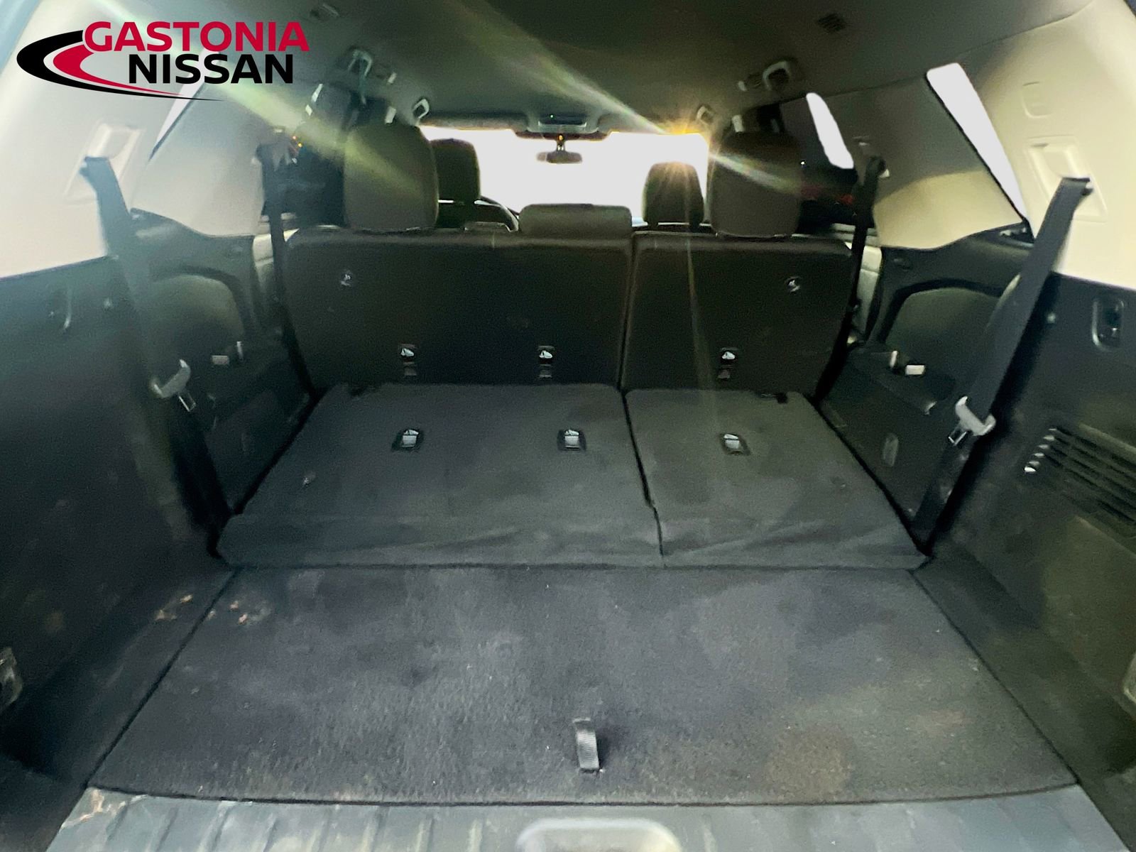 Used 2024 Nissan Pathfinder SV image 34