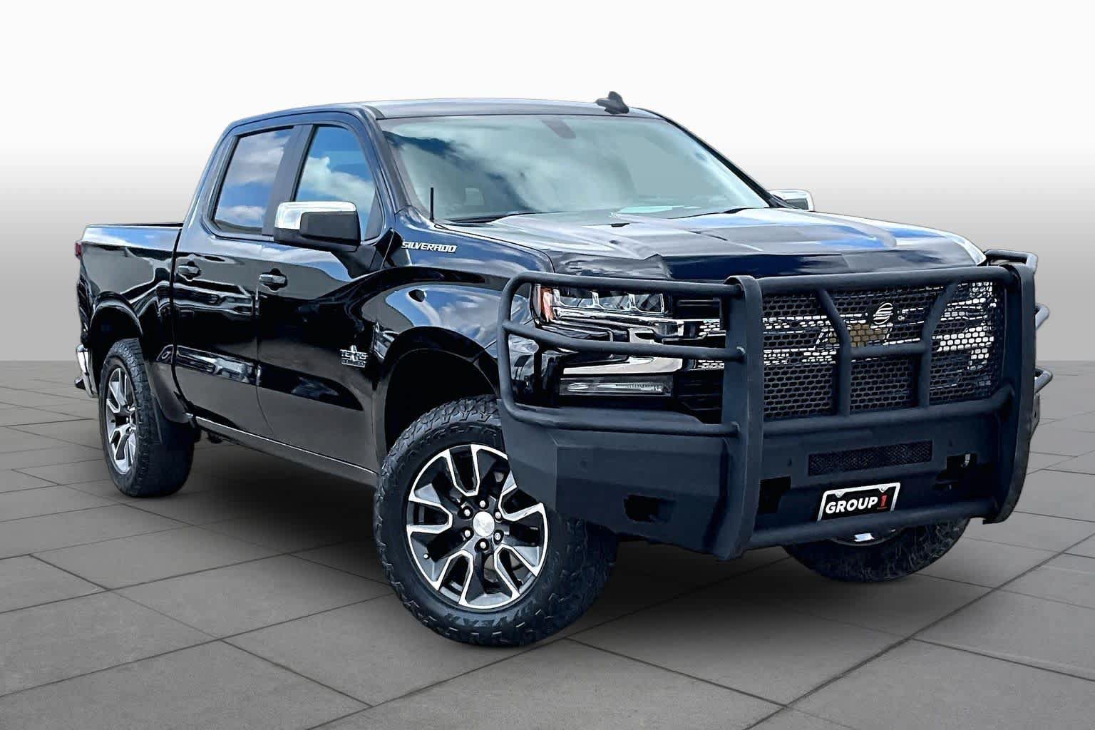 Used 2020 Chevrolet Silverado 1500 LT w/ Texas Edition RWD image 3