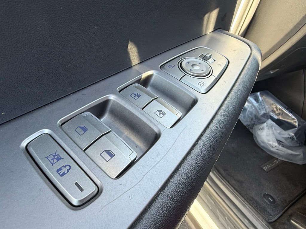 Used 2023 Hyundai Palisade SEL image 19