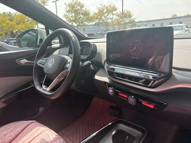 Used 2023 Volkswagen ID.4 2WD image 12