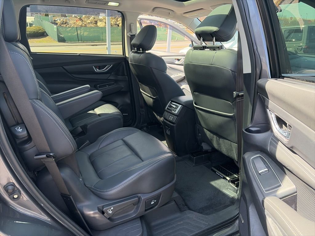 Used 2023 Subaru Ascent Limited w/ Technology Package image 16
