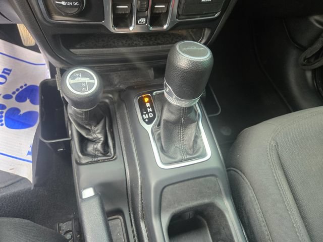 Used 2023 Jeep Gladiator Sport AWD/4WD image 11