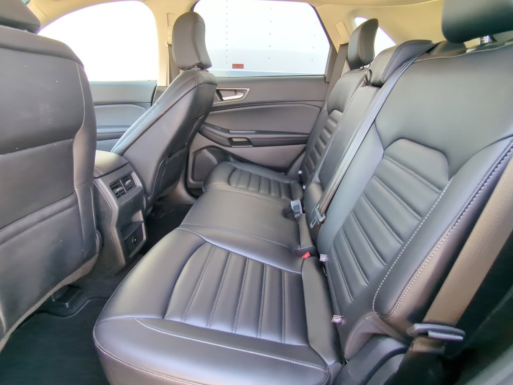Certified 2024 Ford Edge SEL image 16