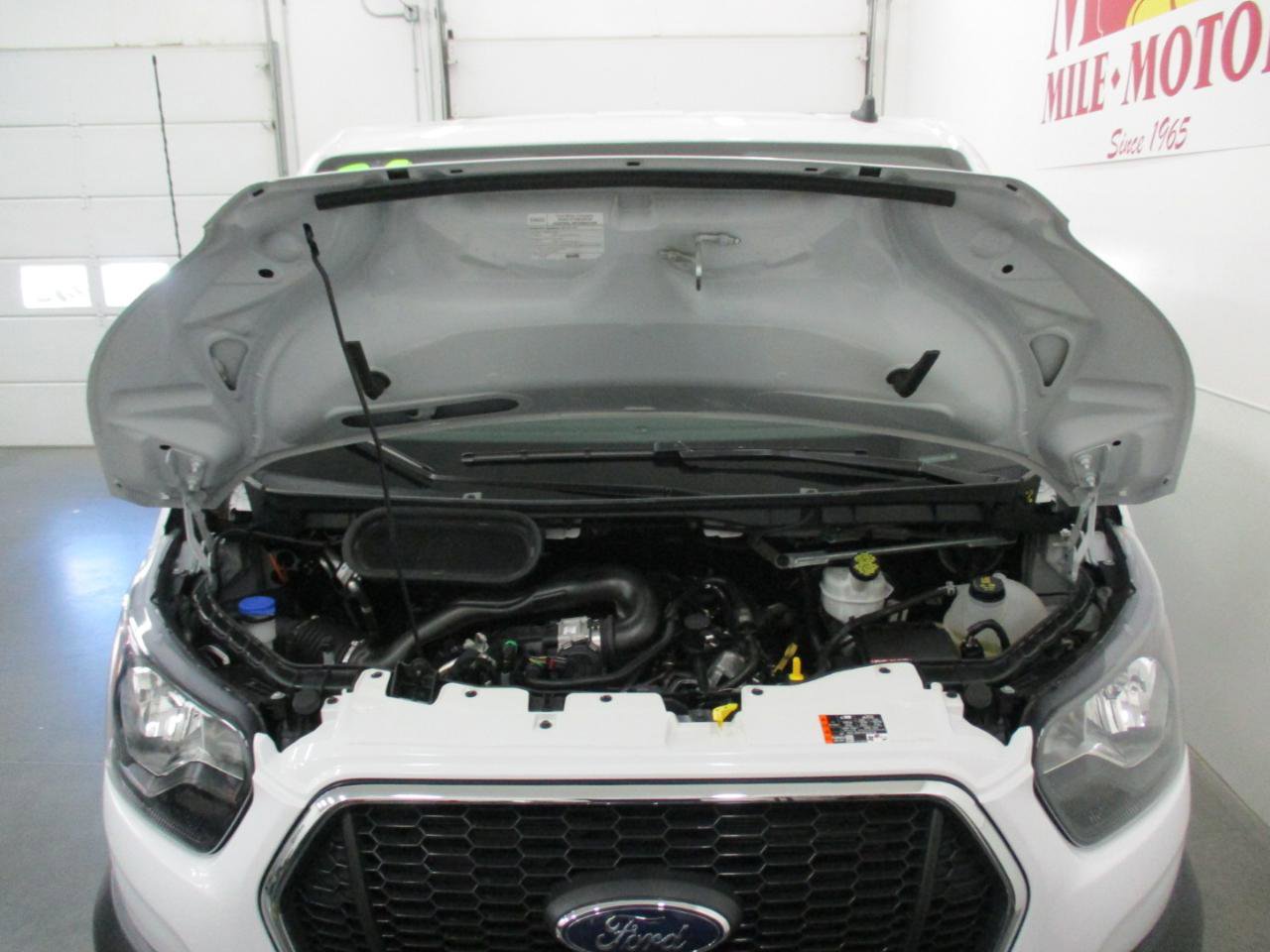 Used 2024 Ford Transit 250 Low Roof w/ Exterior Upgrade Package image 25