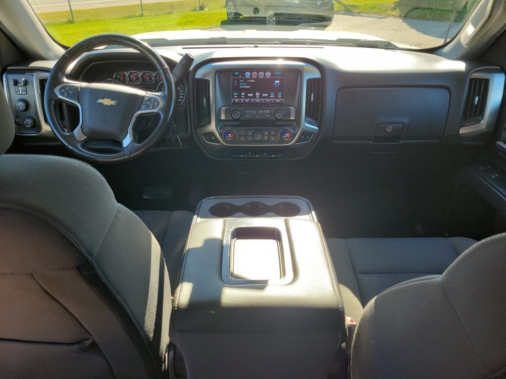 Used 2018 Chevrolet Silverado 1500 LT w/ All Star Edition AWD/4WD image 12