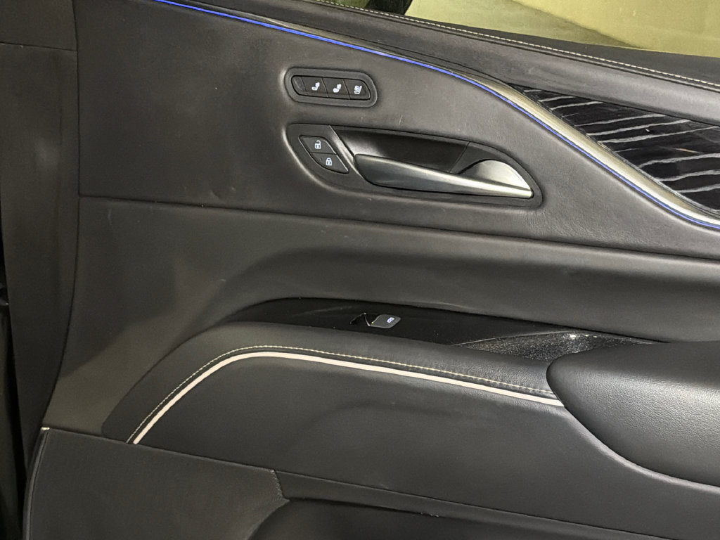 Used 2023 Cadillac Escalade V w/ LPO, Floor Liner Package AWD/4WD image 18