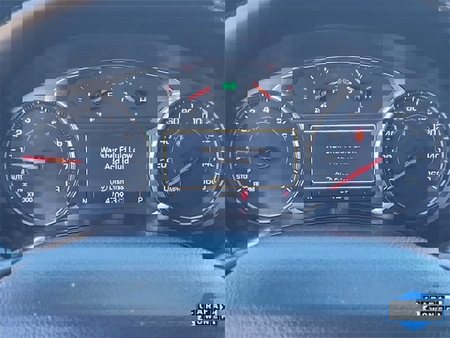 Used 2024 GMC Terrain SLT image 11