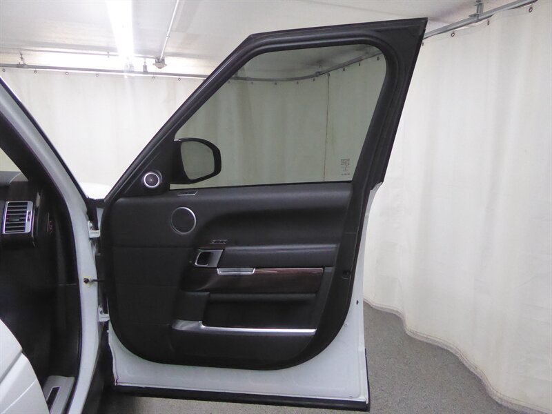 Used 2015 Land Rover Range Rover Long Wheelbase Autobiography AWD/4WD image 28