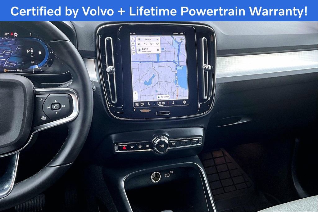 Certified 2023 Volvo XC40 B5 Core image 9