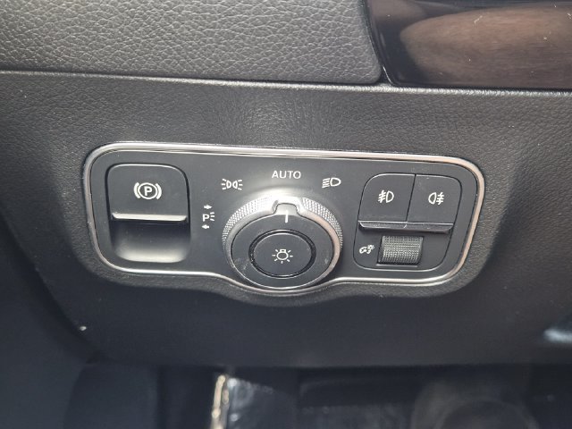 Used 2025 Mercedes-Benz GLA 250 image 22