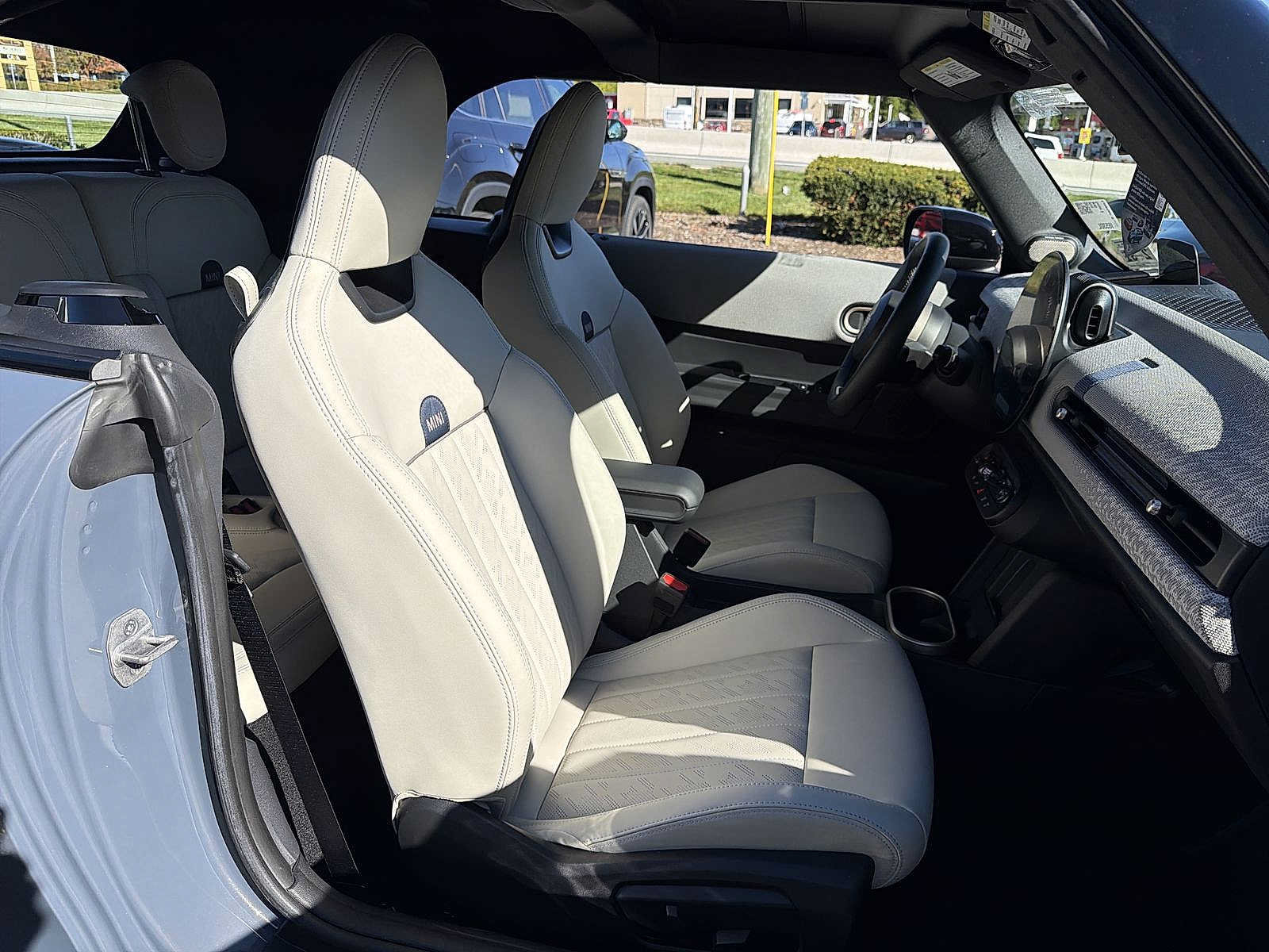 Used 2026 MINI Cooper S FWD image 22