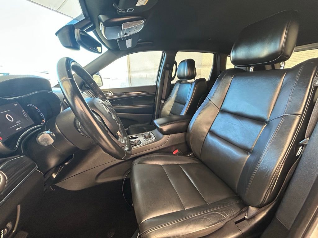Used 2019 Jeep Grand Cherokee Limited image 27