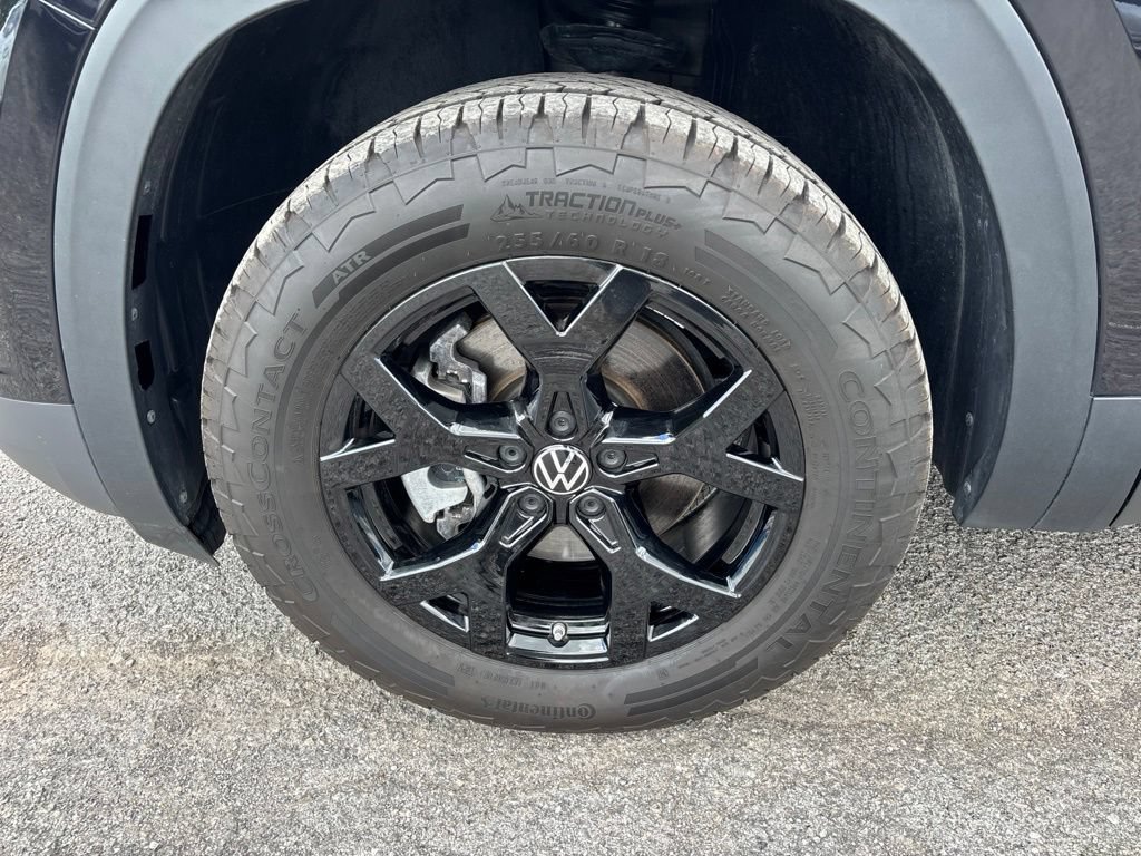 Used 2026 Volkswagen Atlas Peak Edition AWD/4WD image 7
