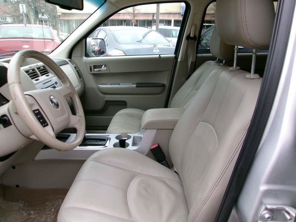 Used 2012 Chevrolet Captiva Sport LS FWD image 7