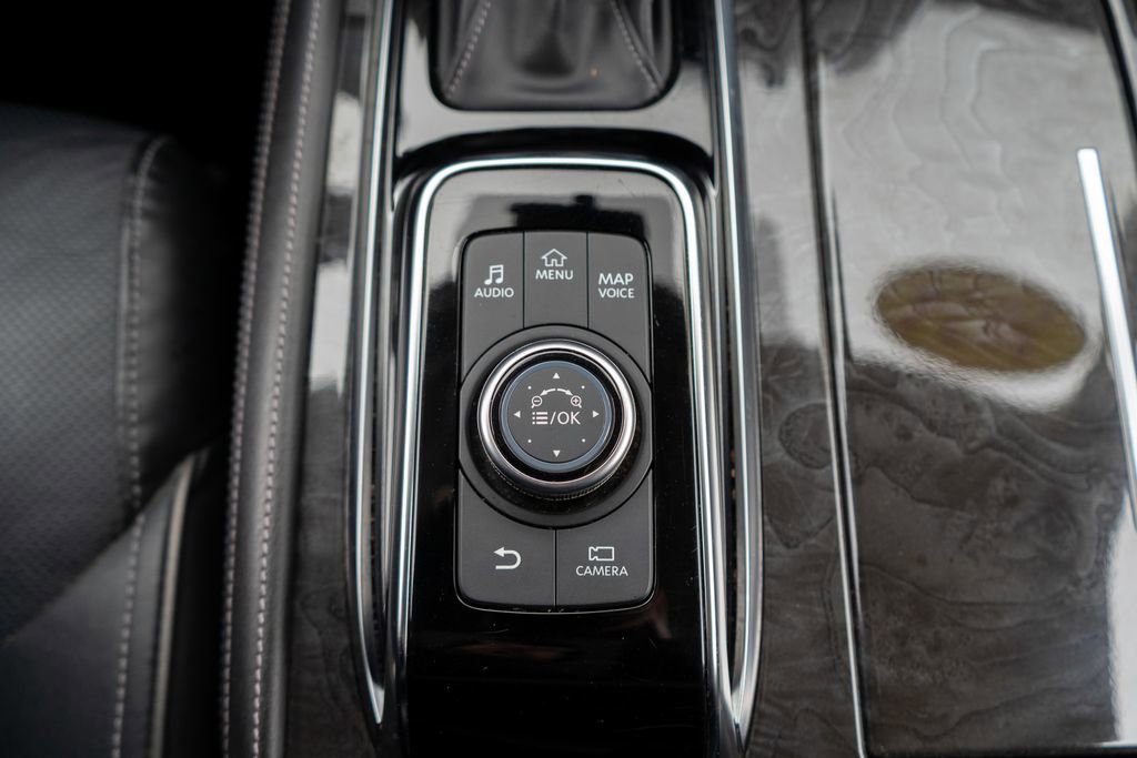 Used 2024 INFINITI QX80 Luxe image 32