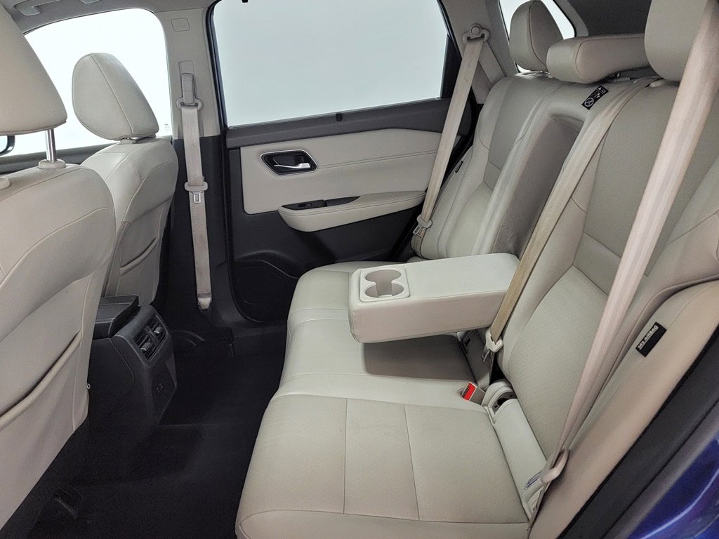 Used 2021 Nissan Rogue SV w/ Premium Package image 13
