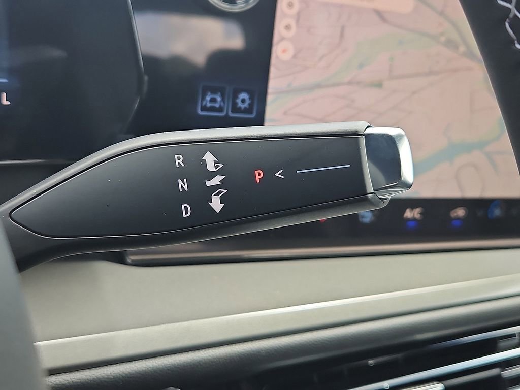 New 2026 Chevrolet Traverse LT w/ Driver Confidence Package image 11