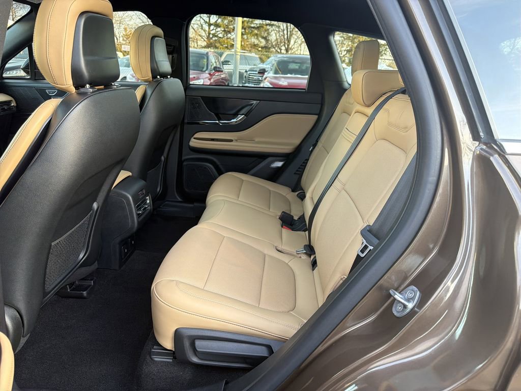 Certified 2022 Lincoln Corsair Grand Touring w/ Elements Technology Bundle image 13